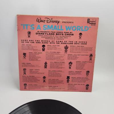 1965 WALT DISNEY ITS A SMALL WORLD - 18 FOLKS SONGS LP ALBUM