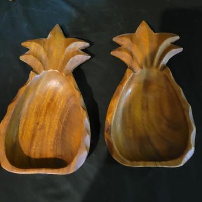 Assortment of Wooden Home Decor Pieces (BS-DW)