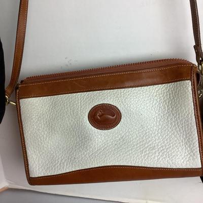 Lot 987 Leather / Leather Trimmed Ladies Handbags/Tote
