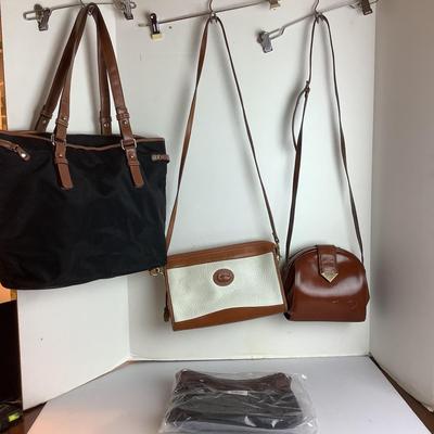 Lot 987 Leather / Leather Trimmed Ladies Handbags/Tote