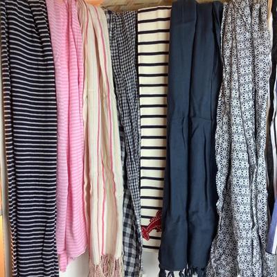Lot 988 Large Lot of Ladies Scarves