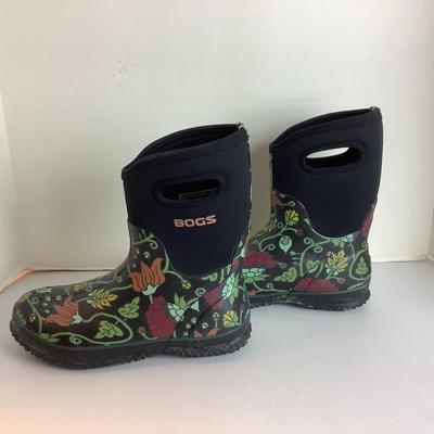 Lot 994 BOGS, Classic Mid Autumn II ( size 8 )