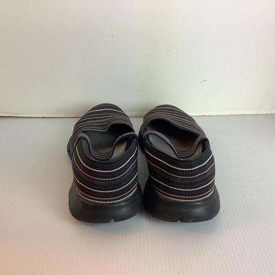Lot 996. Gently Used BM bernie mev ( size 39 )