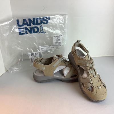 Lot 997  NEW IN PACKAGE Landsâ€™ End All Weather Closed Toe Sandle ( size 9 )