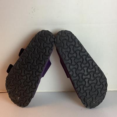 Lot 1047 Purple Arizona Birkenstock Sandal ( size 38 ).