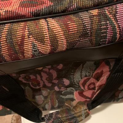 Sears kenmore sewing machine w carry case