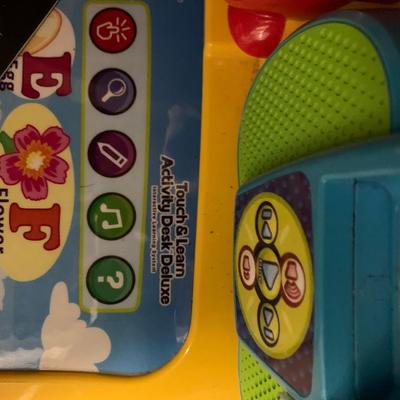 kids learning desk