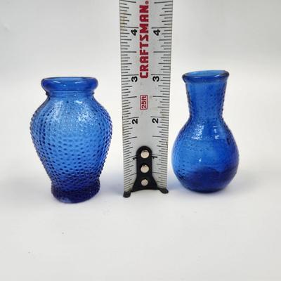 BEAUTIFUL COLBALT BLUE SMALL GLASS VASES