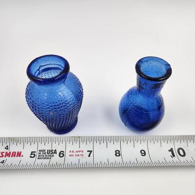 BEAUTIFUL COLBALT BLUE SMALL GLASS VASES