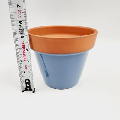 NEW ENGLAND POTTERY NEW TERRACOTTA PLANTER POT