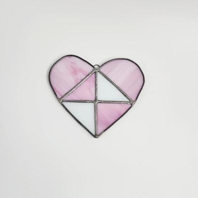 BEAUTIFUL PINK & WHITE STAINED GLASS HEART ART