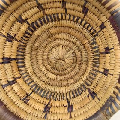 Vintage basket with lid