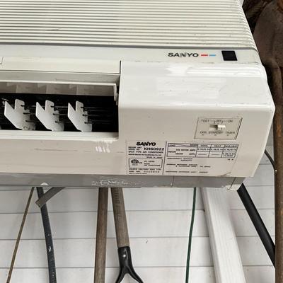 689 Sanyo Air Conditioner & Compressor