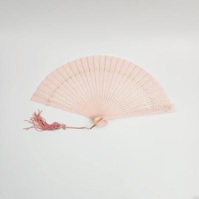 VINTAGE PINK PLASTIC? FAN