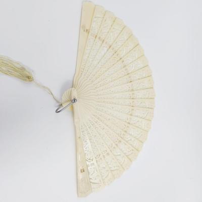 VINTAGE IVORY COLORED PLASTIC? FOLDING FAN