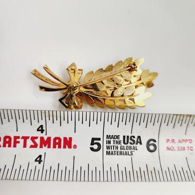 SARAH COVENTRY GOLD TONED FLORAL SPRAY BROOCH
