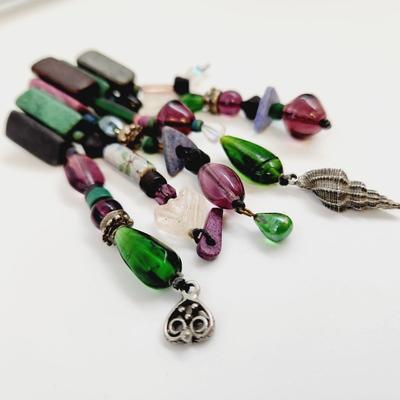 HANDCRAFTED MULTI BEAD ARTISTIC BROOCH