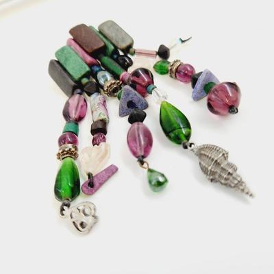 HANDCRAFTED MULTI BEAD ARTISTIC BROOCH