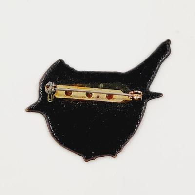 HAND PAINTED CARDINAL METAL PIN
