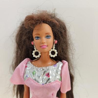 1997 PEARL BEACH TERESA FRIEND OF BARBIE