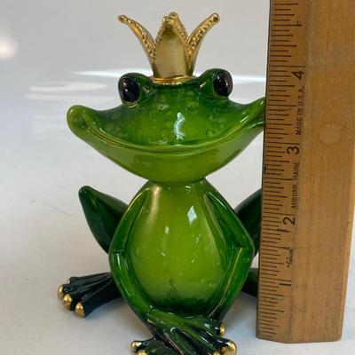 Smiling Frog Prince Toad Wearing Gold Crown Figurine