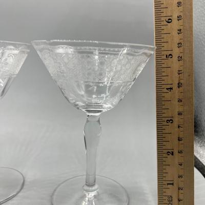 Set of 4 Vintage Etched Champagne Wine Glasses