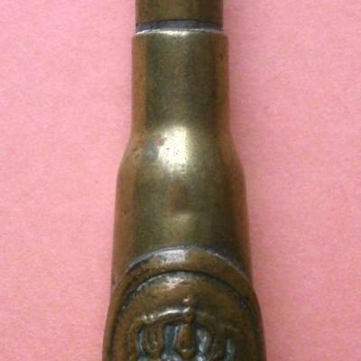 Trench Art English Bulle