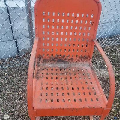 ANTIQUE HEAVY METAL LATTICE BACK CHAIR