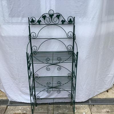 1060 Green Metal Collapsable Garden Shelving