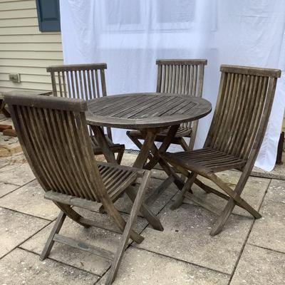 1063 Smith & Hawken Teak Table and 4 Chairs