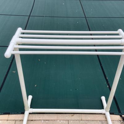 1065 Outdora White PVC Freestanding Pool Towel Drying Rack