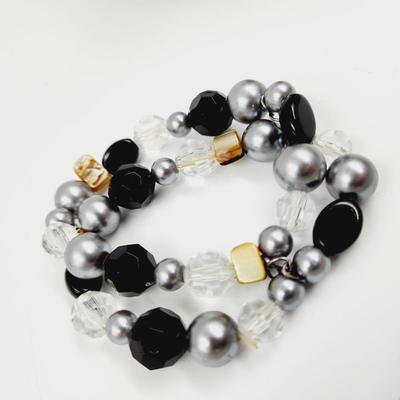 FUN BEADED CONNECTED STRETCHY BRACELET