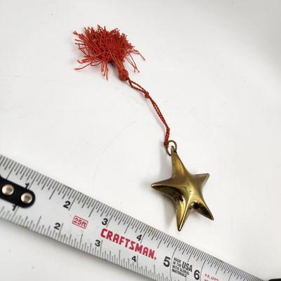 FANTASTIC BRASS STAR DECOR