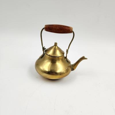 CUTE LITTLE BRASS TEA POT