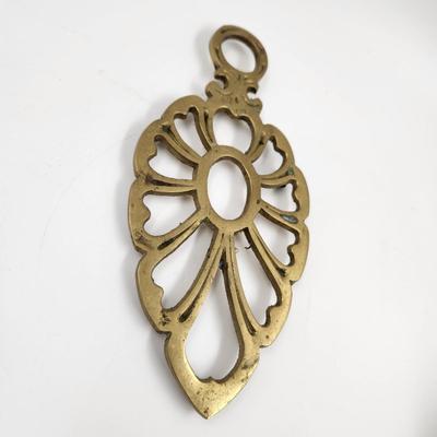 FUN BRASS TRIVET
