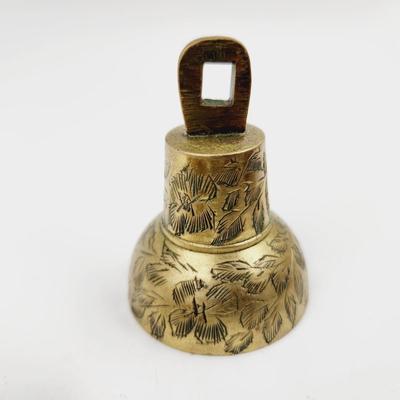 BUNDLE OF VINTAGE ETCHED BRASS BELLS