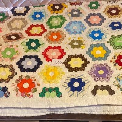 Vintage Bluebirds Garden Quilt