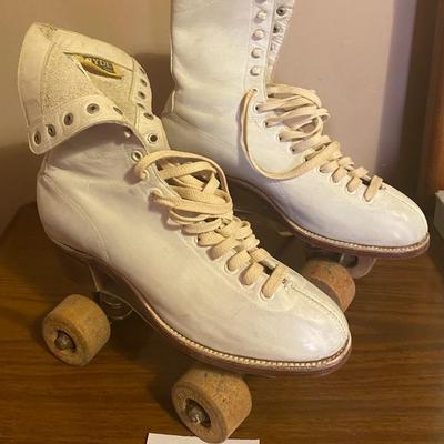 Hyde Roller Skates