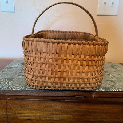 Beautiful wicker rectangular basket