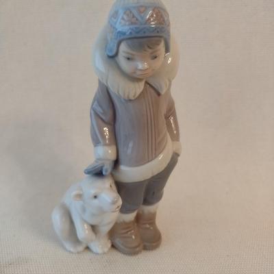 Lladro Eskimo Boy with Bear #5238
