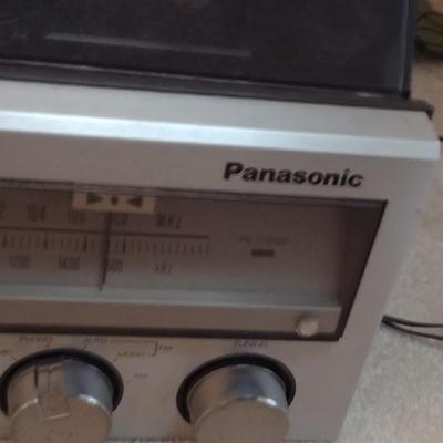 Panasonic Turntable Cassette Player SE-2510