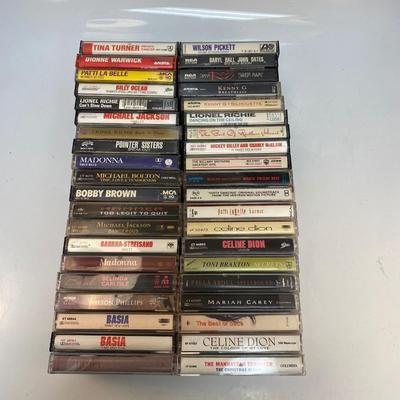 Mixed Artist Cassette Tape Lot 1980s 1990s Pop Rock Adult Contemporary Madonna Billy Ocean Celine Dion Hall & Oates