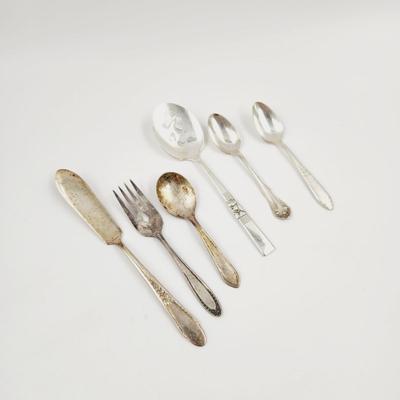 MULTI STYLE VINTAGE SILVER PLATE UTENSILS