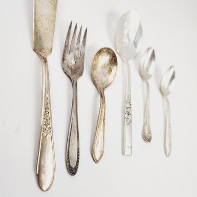 MULTI STYLE VINTAGE SILVER PLATE UTENSILS