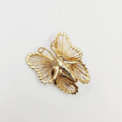 VINTAGE GOLD TONED BUTTERFLY PIN