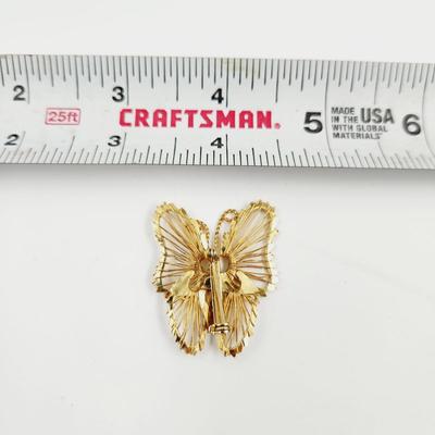 VINTAGE GOLD TONED BUTTERFLY PIN