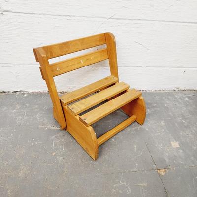 CUTE CHILDRENS WOODEN FOLDING STOOL