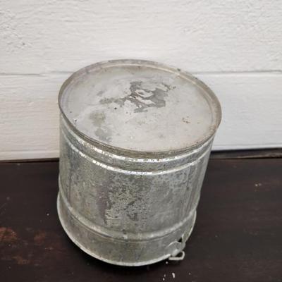 VINTAGE GALVANIZED PAIL