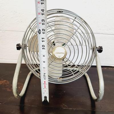VINTAGE ESKIMO MODEL 10150 TABLE FAN