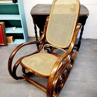VINTAGE WOODEN CANED SWIRLED SIDES ROCKING CHAIR